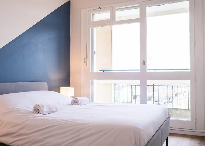 Le Montbernage - Beautiful Modern Апартаменты